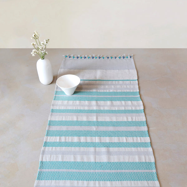 <span> Pakhi  </span> Table Runner